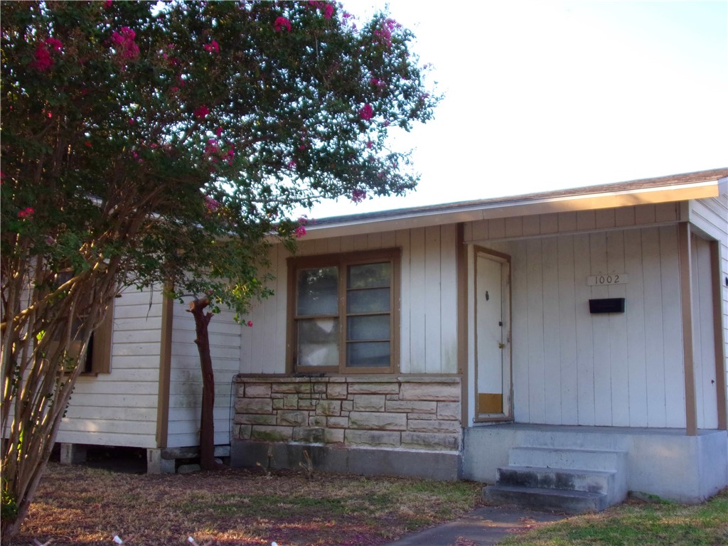 1002 Vernon Drive Corpus Christi TX 78407