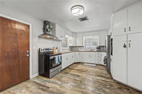 708 E Main Street Sinton TX 78387