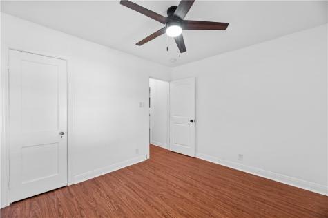 1225 Logan Avenue Corpus Christi TX 78404
