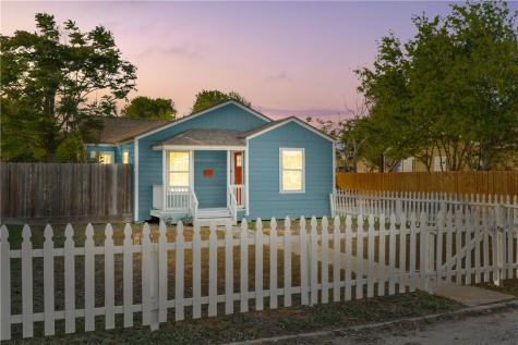 1225 Logan Avenue Corpus Christi TX 78404