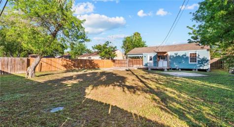 1225 Logan Avenue Corpus Christi TX 78404