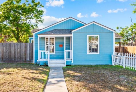 1225 Logan Avenue Corpus Christi TX 78404