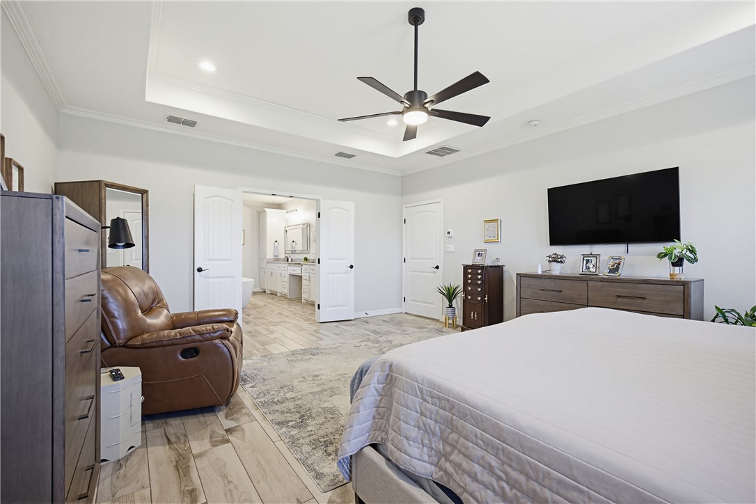 2518 Pacific View Corpus Christi TX 78415