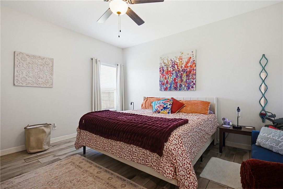 2518 Pacific View Corpus Christi TX 78415