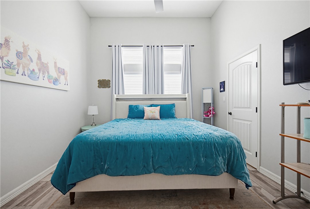 2518 Pacific View Corpus Christi TX 78415