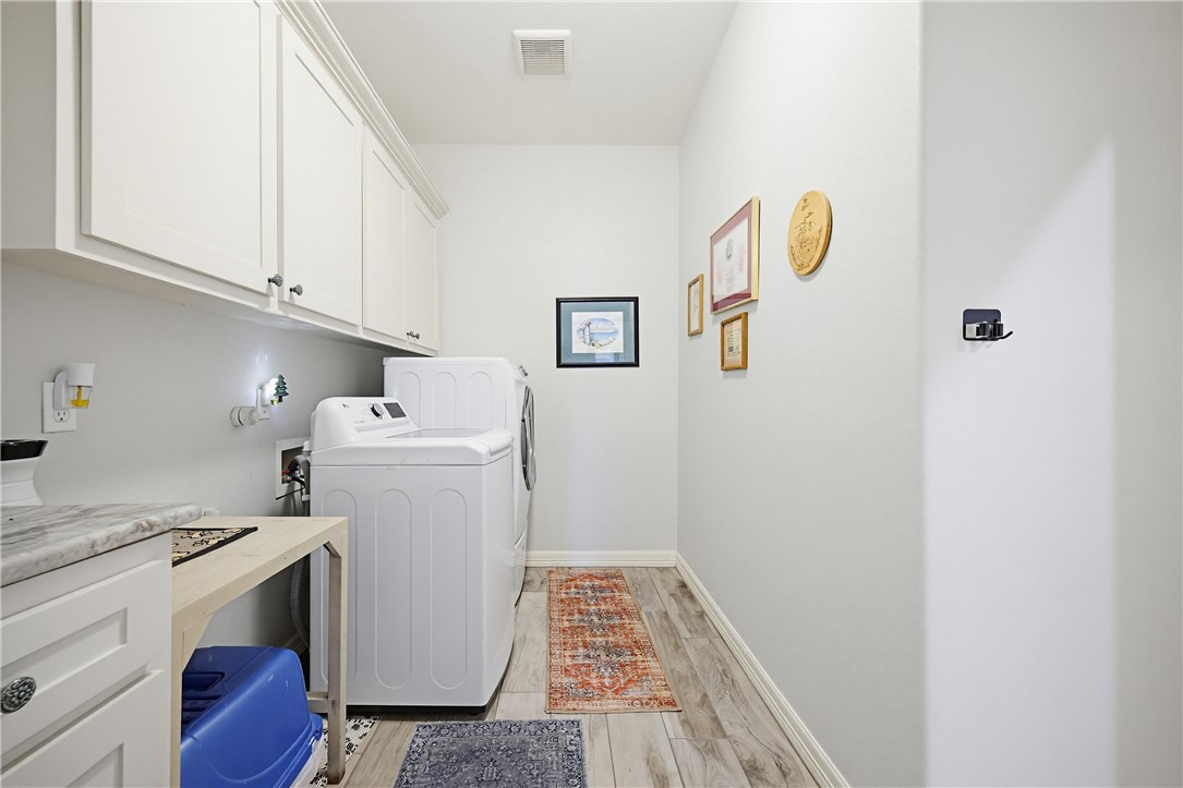2518 Pacific View Corpus Christi TX 78415