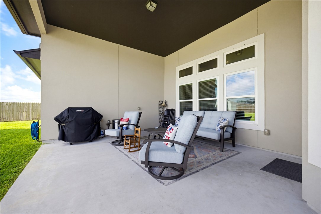 2518 Pacific View Corpus Christi TX 78415
