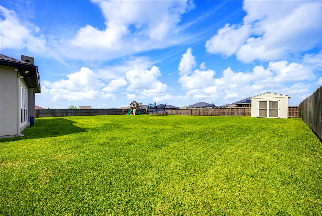 2518 Pacific View Corpus Christi TX 78415