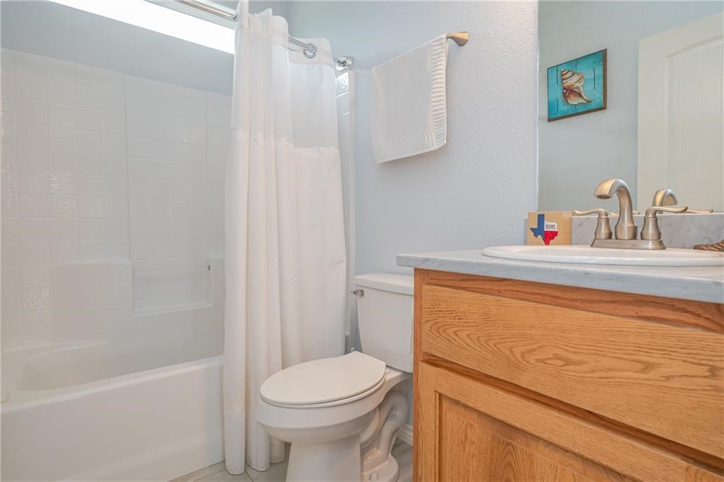 21 Bahama St S Rockport TX 78382
