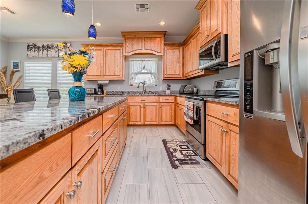 21 Bahama St S Rockport TX 78382