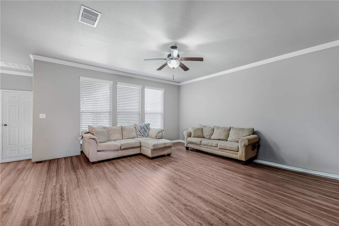 7240 Vanessa Corpus Christi TX 78414