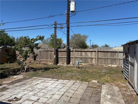 4925 Waterfall Corpus Christi TX 78416