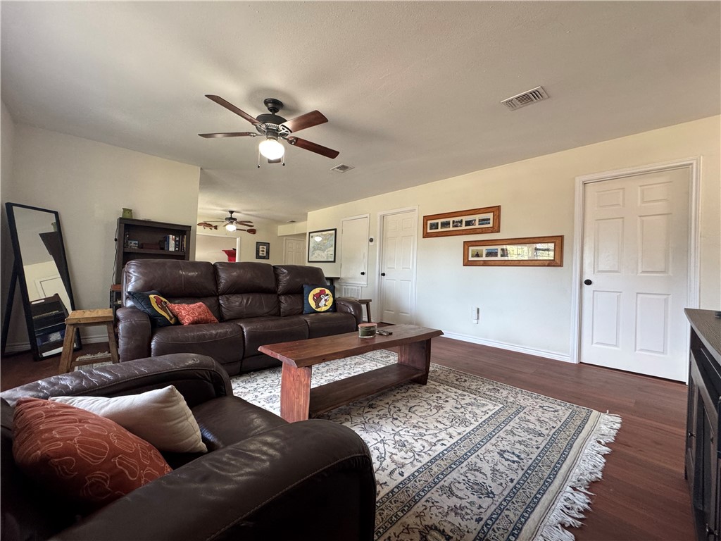1410 Casa Linda Drive Corpus Christi TX 78411