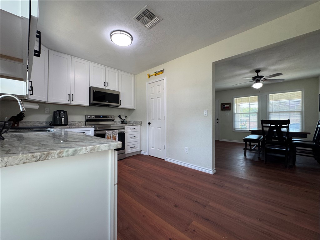 1410 Casa Linda Drive Corpus Christi TX 78411