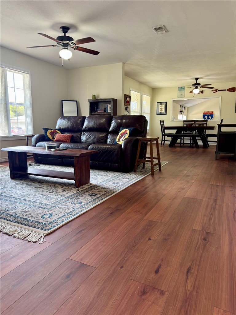 1410 Casa Linda Drive Corpus Christi TX 78411