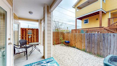1813 S 11th Street 101 Port Aransas TX 78373