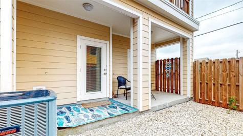 1813 S 11th Street 101 Port Aransas TX 78373