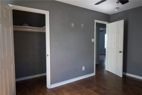 702 Jefferson Street Alice TX 78332
