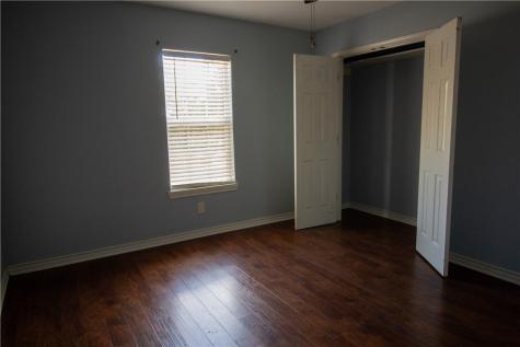 702 Jefferson Street Alice TX 78332