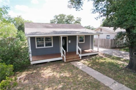 702 Jefferson Street Alice TX 78332