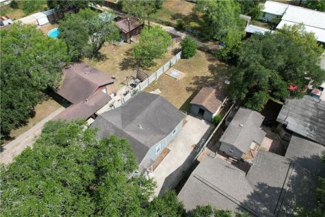 702 Jefferson Street Alice TX 78332