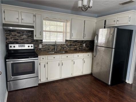 702 Jefferson Street Alice TX 78332