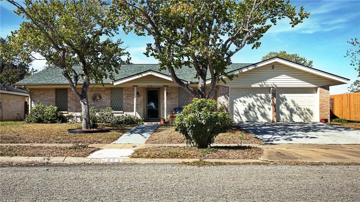 6225 Sweeney Drive Corpus Christi TX 78413