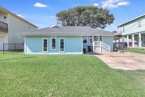 229 Starboard Avenue Rockport TX 78382