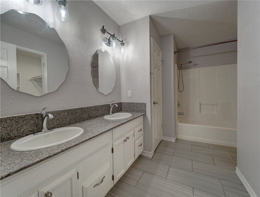 15021 Tesoro Drive Corpus Christi TX 78418