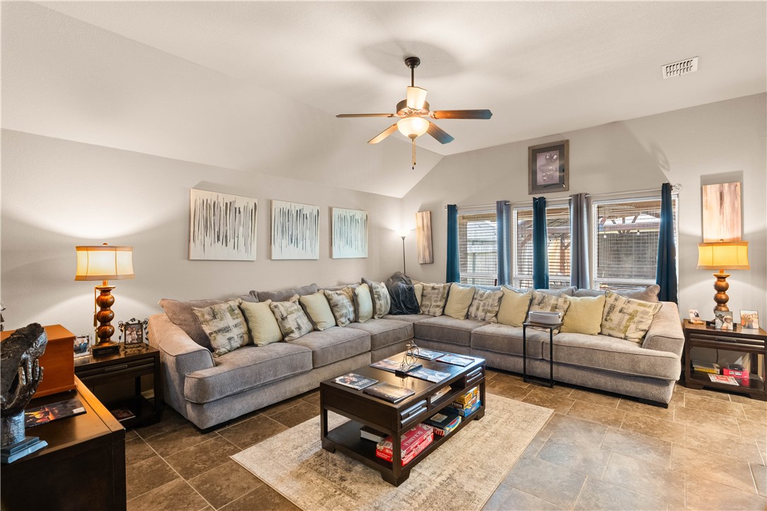 2129 Halcon Street Corpus Christi TX 78414