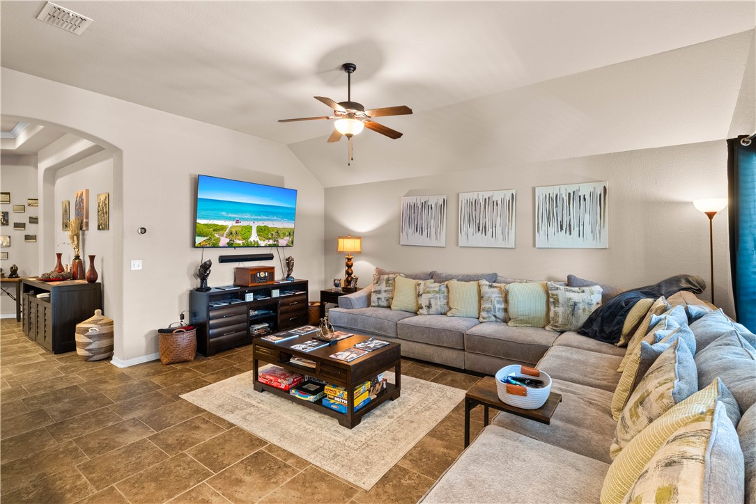 2129 Halcon Street Corpus Christi TX 78414