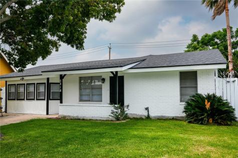 5818 Woodhaven Drive Corpus Christi TX 78412