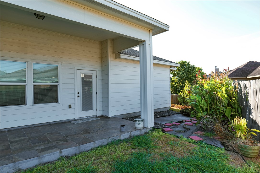 6734 Battery Park Court Corpus Christi TX 78414