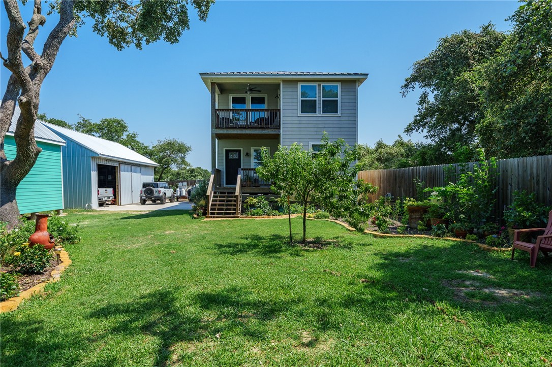 710 E First Rockport TX 78382