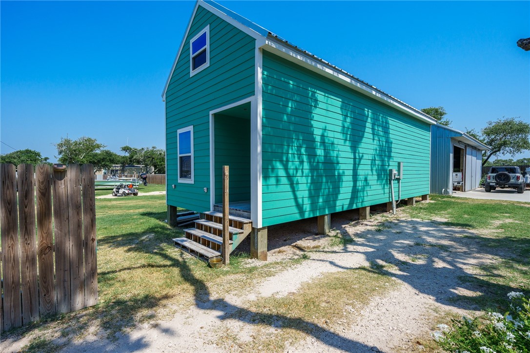 710 E First Rockport TX 78382