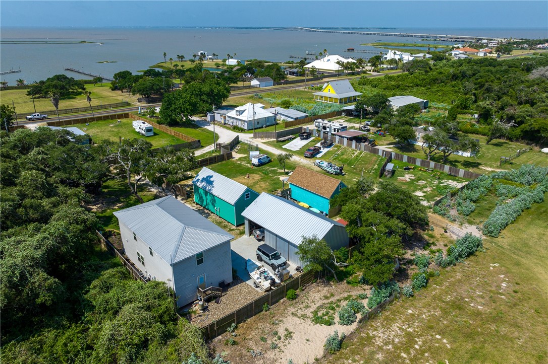 710 E First Rockport TX 78382