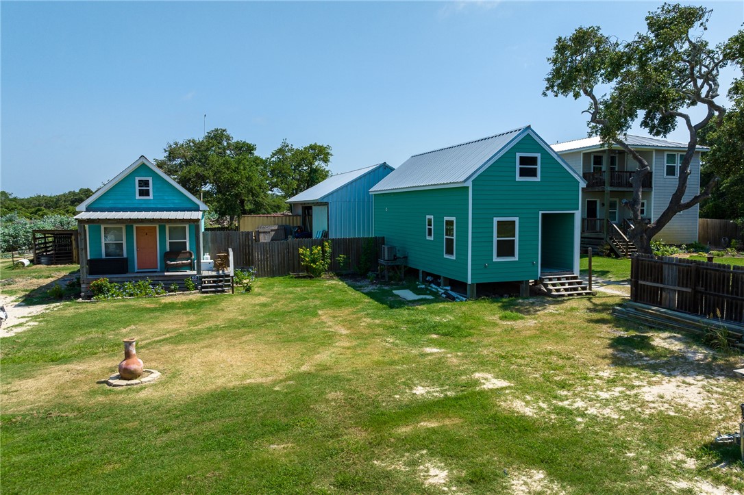 710 E First Rockport TX 78382