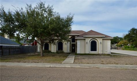 1717 Agarito Avenue Alice TX 78332