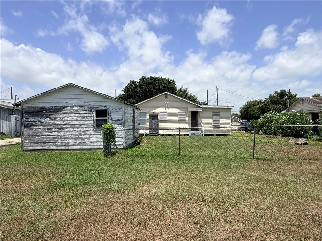 1402 Woodlawn Drive Corpus Christi TX 78412