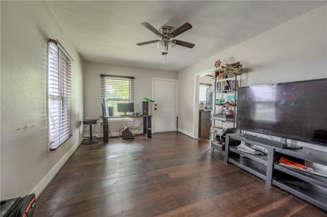 9306 Mcnorton Road Corpus Christi TX 78409