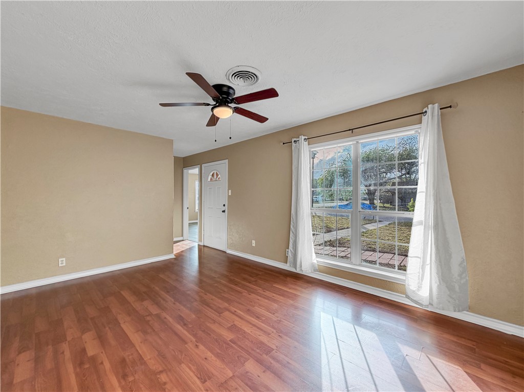3023 Pimlico Corpus Christi TX 78418