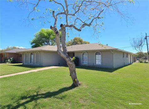 302 Frio Drive Portland TX 78374