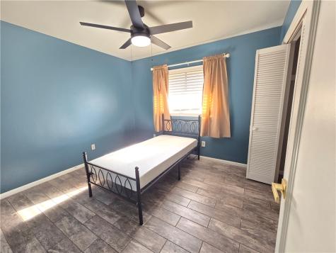 302 Frio Drive Portland TX 78374