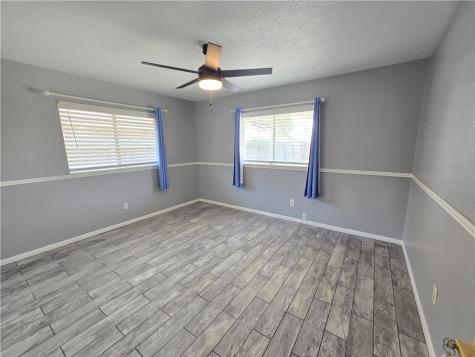 302 Frio Drive Portland TX 78374