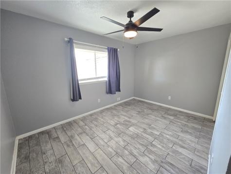 302 Frio Drive Portland TX 78374
