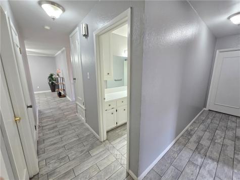 302 Frio Drive Portland TX 78374