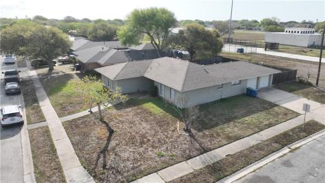 302 Frio Drive Portland TX 78374