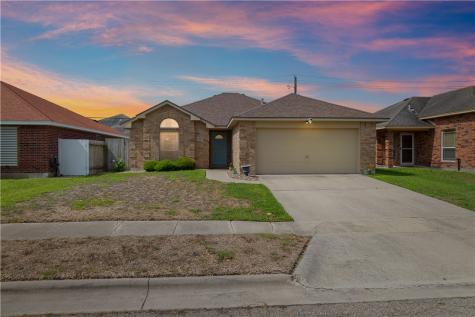 6829 Blue Skyway Drive Corpus Christi TX 78414