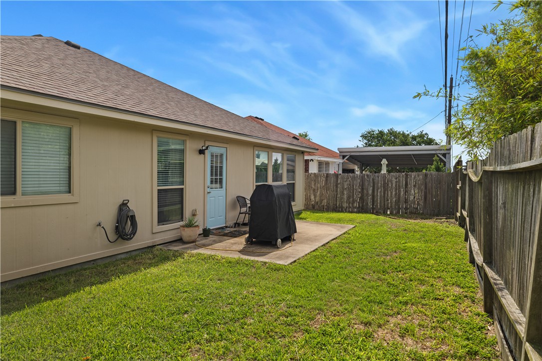 6829 Blue Skyway Drive Corpus Christi TX 78414