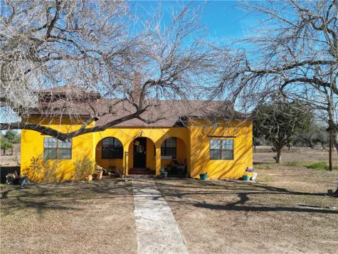 1713 S Fm 2191 Falfurrias TX 78355